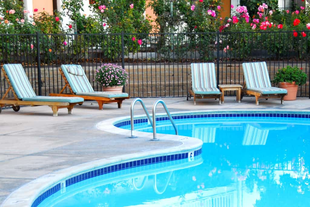 seal beach commercial pool service